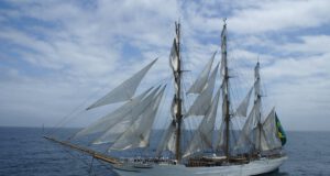 Cisne Branco płynie do Gdyni