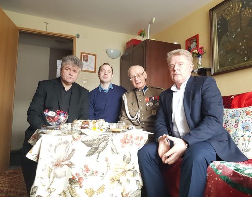 Stefan Dulko to postać wyjątkowa. Niezwykła historia mieszkańca Lęborka urodzonego w 1933 roku Stefan Dulko to postać wyjątkowa. Urodzonego w 1933 roku kombatanta, mieszkańca Lęborka odwiedzili w