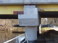 Zajrzeliśmy od dołu  na remont mostu na Alei Niepodległości na drodze wojewódzkiej 214