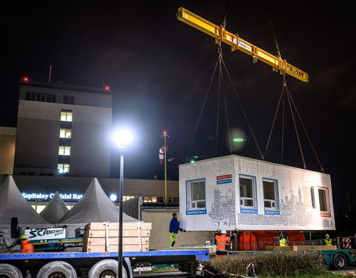 Moduł diagnostyczny koronawirusa stanął na gdańskiej Zaspie. Olivia Business Centre wspiera walkę z epidemią Pierwszy taki projekt w Polsce: Olivia Business Centre sfinansowało moduł diagnostyczny przy szpitalu na gdańskiej Zaspie / Zdjęcia: Dawid Linkowski