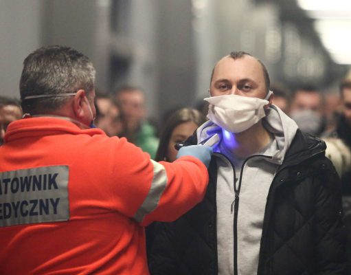 9 tys. zakażeń i zahamowanie do 20 kwietnia. Prognoza epidemii koronawirusa w Polsce Koronawirus w Polsce