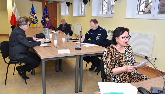 Koronawirus głównym tematem zdalnego konwentu samorządowców powiatu lęborskiego Konwent Starosty, Burmistrzów i Wójtów Powiatu Lęborskiego odbywał się zdalnie.