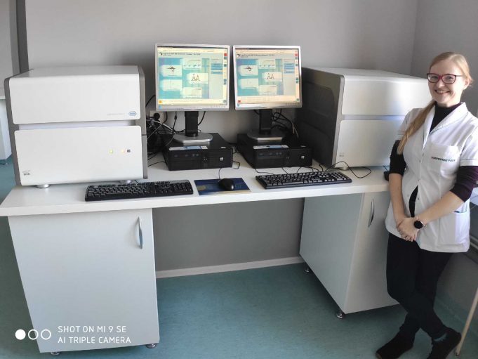 Uniwersytet Gdański przekazał specjalistyczny sprzęt na potrzeby utworzenia szpitalnego laboratorium diagnostycznego do walki z koronawirusem