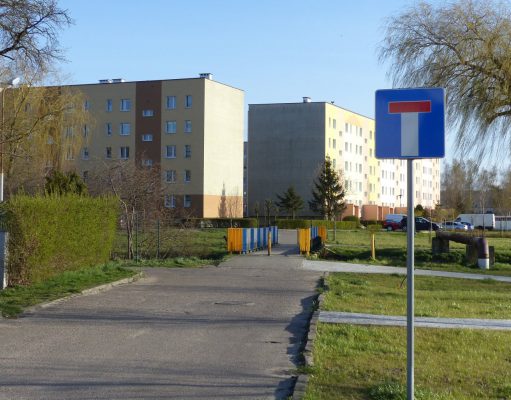 Powstanie nowy most na Łebie w Lęborku. Miasto pozyskało dofinansowanie Kładka nad rzeką Łebą łączy ulicę Czołgistów oraz Kazimierza Wielkiego w Lęborku. / fot. RJP