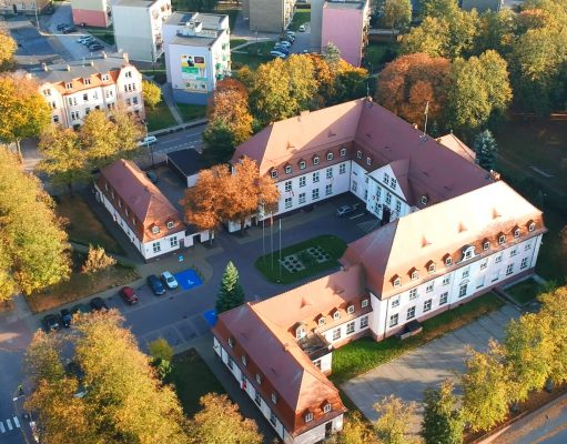 Starosta, burmistrz i radni zarobią więcej. Podwyżki samorządowców w Lęborku Starostwo Powiatowe w Lęborku