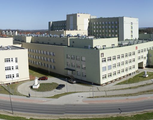 Brakuje podstawowego sprzętu w szpitalach, tak nie powstrzymamy epidemii! Apel wicemarszałka województwa do ministra zdrowia Wojewódzki Szpital Specjalistyczny im. Janusza Korczaka w Słupsku