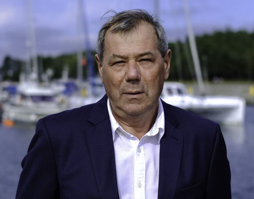 Sprawa ataku na burmistrza Andrzeja Strzechmińskiego trafi do sądu. Oskarżonym mieszkaniec Łeby Andrzej Strzechmiński - burmistrz Łeby