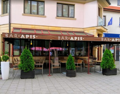 Bar Apis w Lęborku w pełni sezonu zamknięty przez koronawirusa