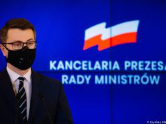 Rząd rozszerza reżim sanitarny na cały kraj. Epidemia wydaje się nie do powstrzymania