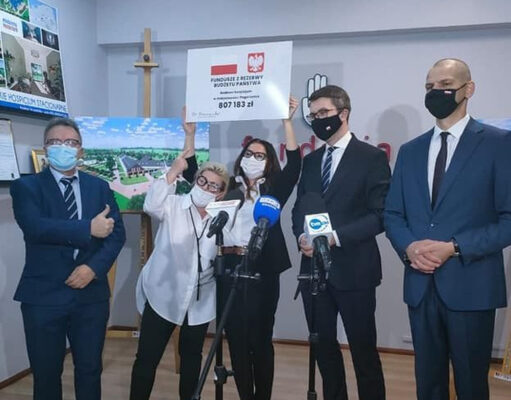 Ponad 800 tys. zł na budowę hospicjum z rezerwy premiera