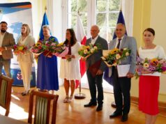 Uroczystość wręczenia awansów zawodowych dla nauczycieli w Starostwie Powiatowym w Lęborku