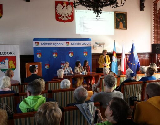 Aktywni seniorzy mają głos. W Lęborku zainaugurowano trzecią edycję Dni Seniora