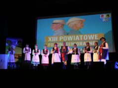 Seniorzy dyskutowali o zdrowiu i sztucznej inteligencji. Odbyło się Forum Senioralne w LCK Fregata