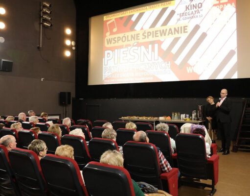 Jubileusz „Fregaty dla Seniorów”. Ponad 2500 widzów w rok i bilety po 7 złotych
