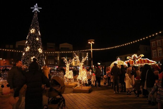 602335288_1330994209063734_5858232624524088567_n