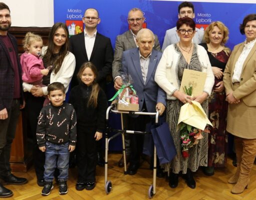 Diamentowe Gody w lęborskim ratuszu. Państwo Kasprzakowie świętują 60 lat razem