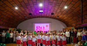 Pokolenia lęborczan na jednej scenie. Uroczysta gala z okazji 80 lat Przedszkola nr 1