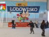 Zimowe szaleństwo w Lęborku trwa nadal. Lodowisko przy pływalni „Rafa” przedłuża sezon