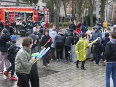 Pierwszy taki śmigus-dyngus w Lęborku. Mieszkańcy bawili się na Placu Pokoju