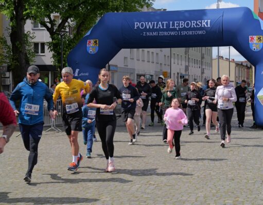 Powiat Lęborski – z nami zdrowo i sportowo. Już 9 maja Plac Pokoju wypełni się pomagającymi