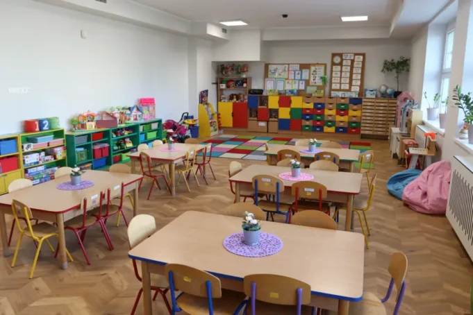 Dzieci z Przedszkola nr 2 w nowych salach. Trwa budowa żłobka i przedszkola