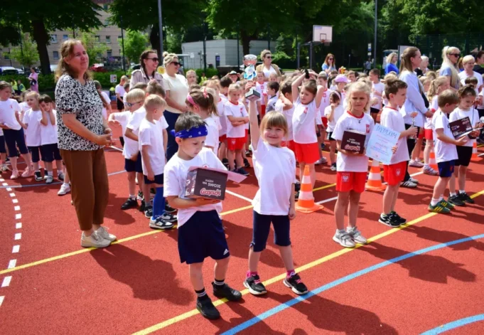Sportowa zabawa i duże emocje podczas 39. Igrzysk Dzieci Przedszkolnych.jpg Sportowa zabawa i duże emocje podczas 39. Igrzysk Dzieci Przedszkolnych