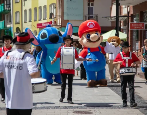 Festiwal Uliczny 2026 w Lęborku: Start z Parada Przedszkolaków i zapowiedź kolejnych atrakcji Festiwal Uliczny 2026 wystartował. Przed nami dwa dni atrakcji