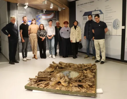 Do Muzeum w Lęborku trafiły odzyskane zabytki – epitafium i kartusz rodu Krokowskich