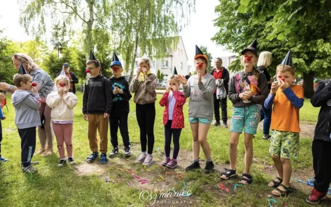 Kolorowo, radośnie i rodzinnie – wyjątkowy piknik w Przedszkolu nr 5.jpg Kolorowo, radośnie i rodzinnie – wyjątkowy piknik w Przedszkolu nr 5