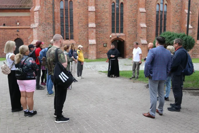Jarmark św. Jakuba – pielgrzymują z Lini do Lęborka.jpg Jarmark św. Jakuba – pielgrzymują z Lini do Lęborka