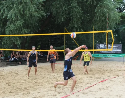 Emocje do ostatniej piłki. 18. Jakubowy Turniej Siatkówki Plażowej zakończony zwycięstwem duetu z Rumi Emocje do ostatniej piłki. 18. Jakubowy Turniej Siatkówki Plażowej zakończony zwycięstwem duetu z Rumi