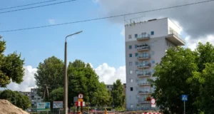 Przebudowa przejazdu kolejowego na ul. Mireckiego i Topolowej. Niezbędne dodatkowe prace