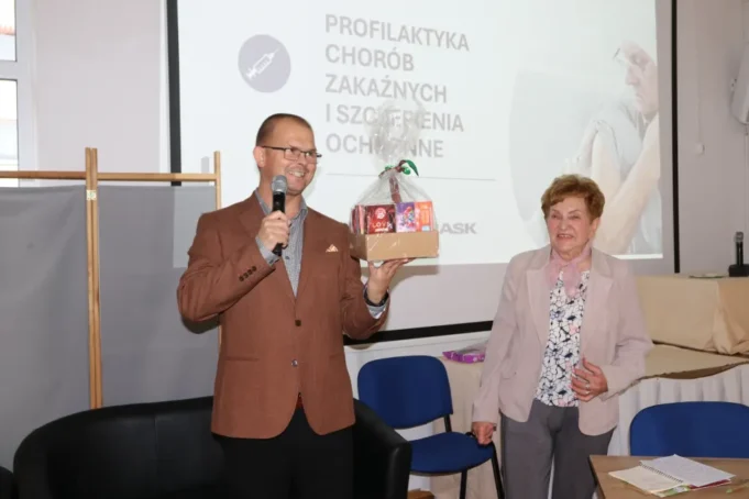 Zdrowie seniorów tematem spotkania Ligi Kobiet Polskich w „Bazie”.jpg Zdrowie seniorów tematem spotkania Ligi Kobiet Polskich w „Bazie”