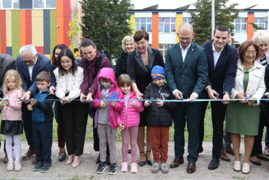Nowy żłobek i zmodernizowane przedszkole przy Emilii Plater w Lęborku oficjalnie otwarte