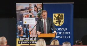 Przyszłość Pomorza pod lupą. Samorządowcy z Lęborka i regionu rozmawiali o strategii rozwoju