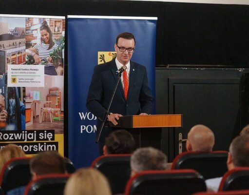 Lębork gospodarzem debaty o przyszłości regionu: konsultacje Strategii Rozwoju Województwa Pomorskiego 2035 Lębork gospodarzem debaty o przyszłości regionu: konsultacje Strategii Rozwoju Województwa Pomorskiego 2035