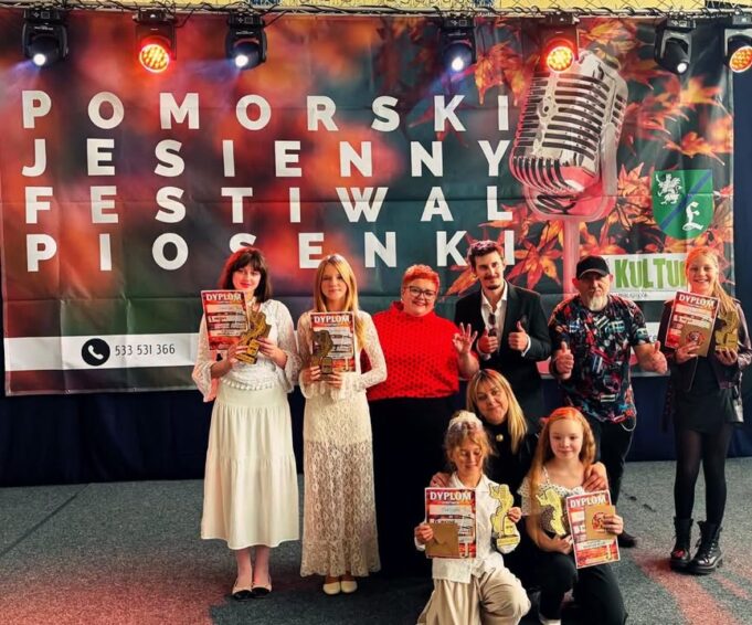 Młode wokalistki z Lęborka z licznymi nagrodami na festiwalu w Łęczycach