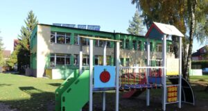 Nowy plac zabaw za blisko 85 tysięcy złotych przy Przedszkolu nr 5 w Lęborku