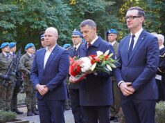 Uroczystości w Krępie Kaszubskiej upamiętniły ofiary Marszu Śmierci Uroczystości w Krępie Kaszubskiej upamiętniły ofiary Marszu Śmierci