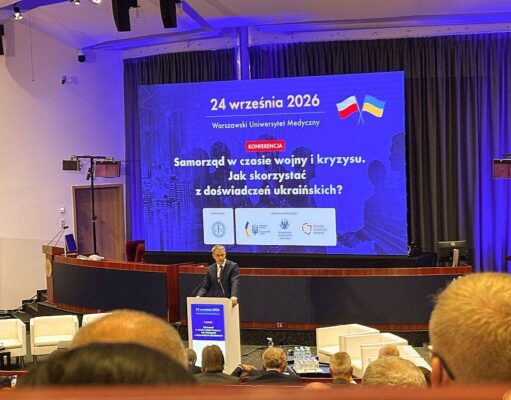 Przedstawiciele Powiatu Lęborskiego na konferencji dotyczącej bezpieczeństwa samorządów w obliczu kryzysów Przedstawiciele Powiatu Lęborskiego na konferencji dotyczącej bezpieczeństwa samorządów w obliczu kryzysów