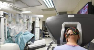 Słupscy urolodzy wykonali pierwszą w regionie operację usunięcia pęcherza z użyciem robota Słupscy urolodzy wykonali pierwszą w regionie operację usunięcia pęcherza z użyciem robota